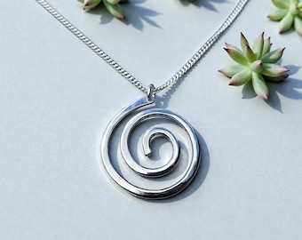 Exquisite Handcrafted Sterling Silver Dommed Swirl Pendant with Curb Chain in Gift Box