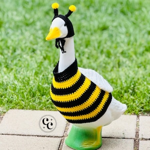 Porch Goose Spring Summer Bee Costume Sweater Outfit w/ Bonnet Hat - 23” Standard Size Goose
