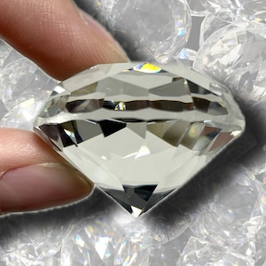 Diamond Crystal Glass | Reflective Rainbow Diamond | Faceted Light Catcher Diamond | 40mm and 30mm Beautiful Glass Diamond Decor