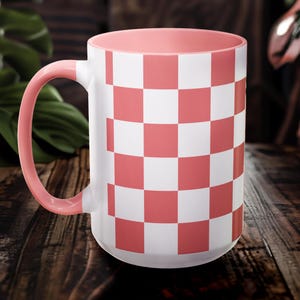 Pink Checkered Mug Coffee Cup Retro Style Vintage Design Farmhouse Decor Kitchen Gift for Women Coffee Lover Black Cup Pink Pattern Home