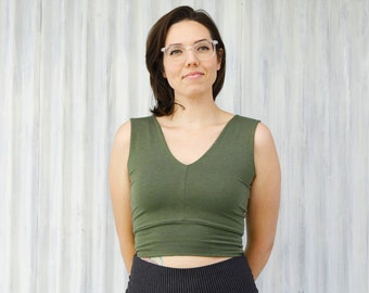 Bralette-Top mit V-Ausschnitt aus Bio-Baumwolle, kabelloser Komfort