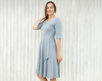 Wickelkleid aus Bio-Baumwolle, Rundhalsausschnitt, nach Maß