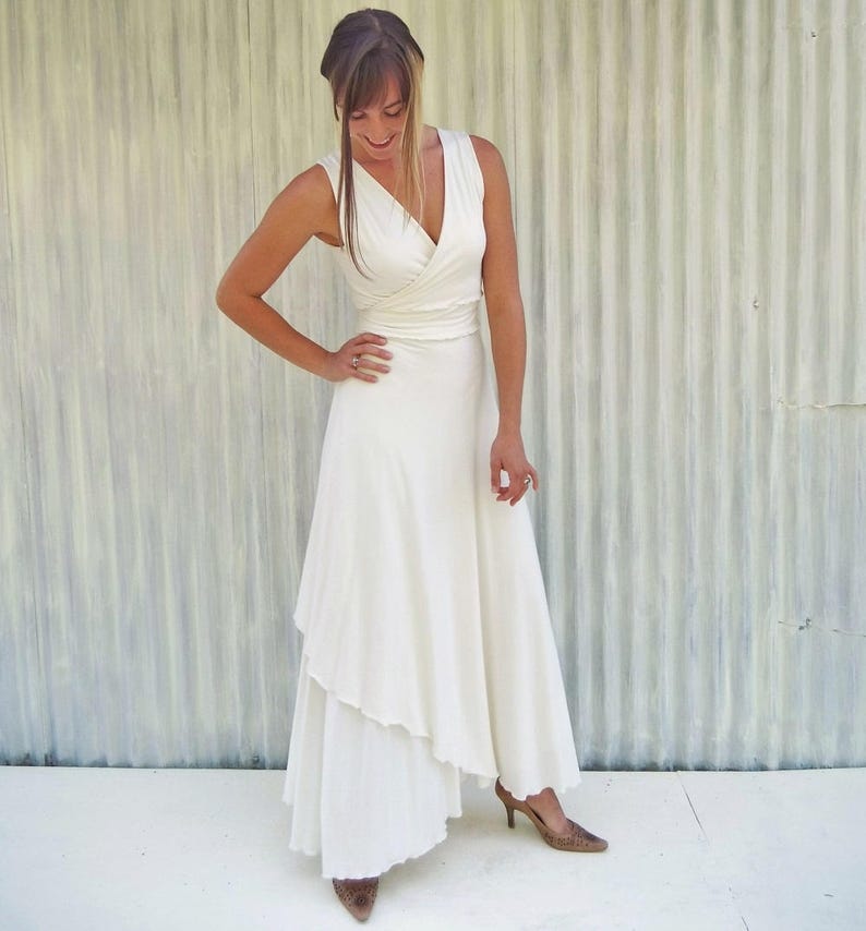 La Manche AbordableFlatteurÉthiquement Fait Mariage Portefeuille Bio Une Simple Personnalisé À Avec Longueur De Robe Blanche Main W2IEDHe9Y