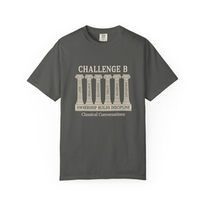 Desafío de Conversaciones Clásicas B, Camiseta unisex teñida en prenda, Camiseta educativa, Camiseta motivacional, Regalo para estudiantes imagen 4
