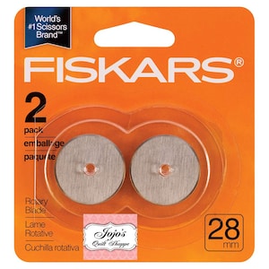 Fiskars Straight/Flat Rotary Blades (Replacement) 28mm, Blade Refills - 28mm - Package of 2 for Sewing Quilting Embroidery Dressmaking #9541