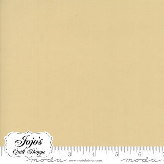 Moda Bella Solids Parchment 9900 39 Quilting Cotton Fabric