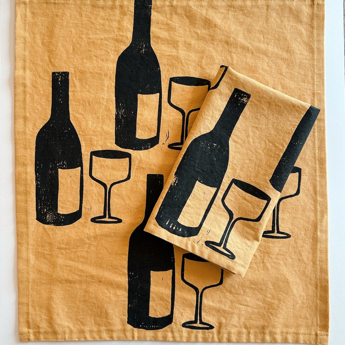 Linen Dinner Napkins. Wine on Mustard. Set of 4.
