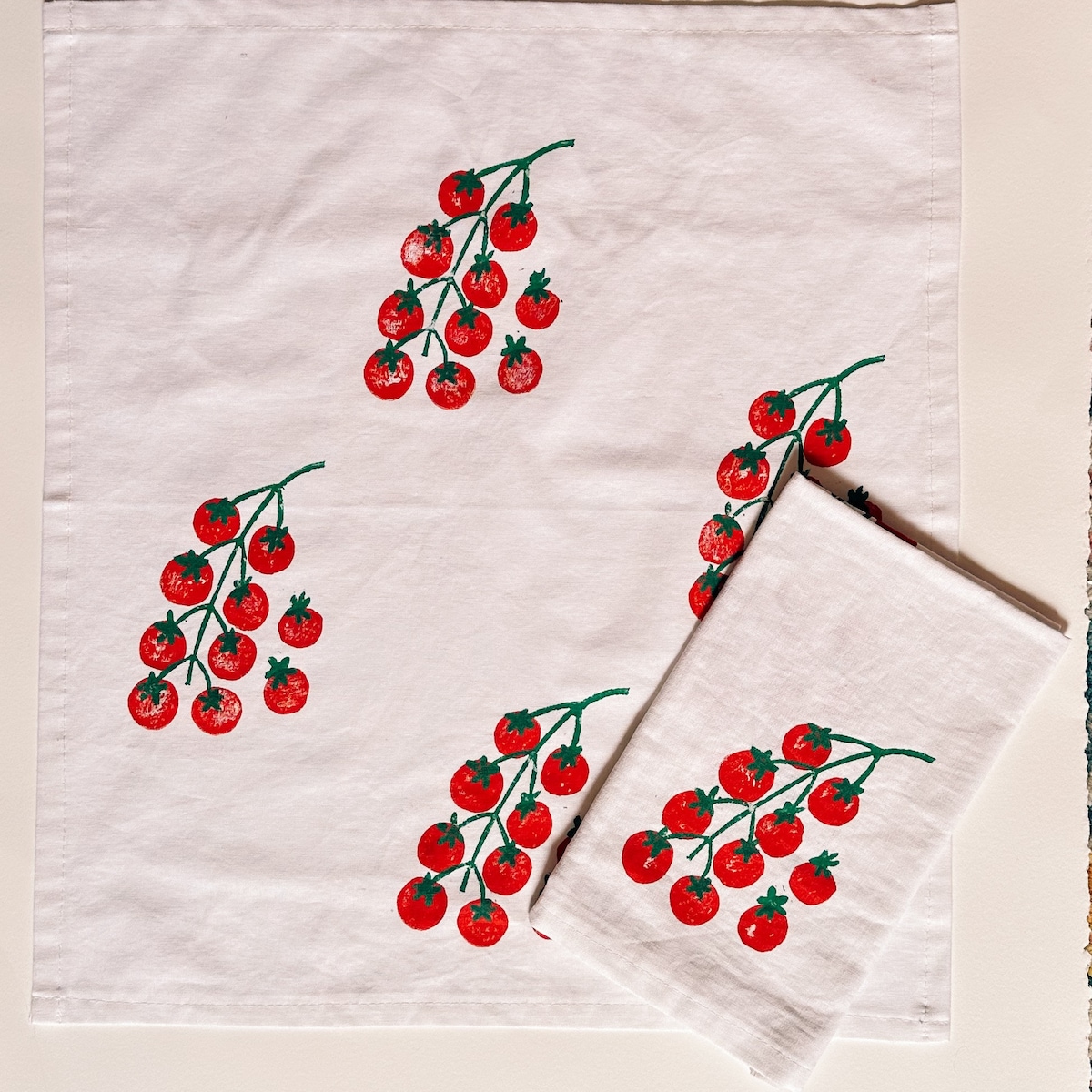 Linen dinner napkins