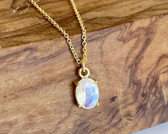 Rainbow Moonstone Necklace, June Birthstone, Tiny White Oval Pendant in Gold, Minimalist Layering Necklace, Moonstone Jewelry Gift for her