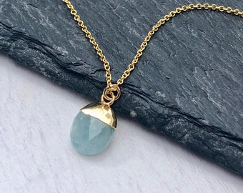 Aquamarine Necklace, March Birthstone, Minimalist Oval Pendant, Blue Aquamarine Jewelry, Layering Gold Necklace, Birthday Gift for March