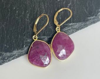 Pink Sapphire Earrings, Fuchsia Hot Pink Drops in Gold Filled, September Birthstone, Natural Sapphire Statement Jewelry, Summer Gift for her