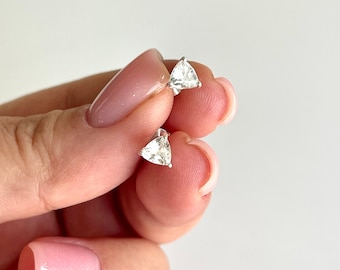 White Topaz Stud Earrings, April Birthstone, Tiny Clear Trillion Post Earrings in Sterling Silver, Minimalist Triangle Post Jewelry Gift