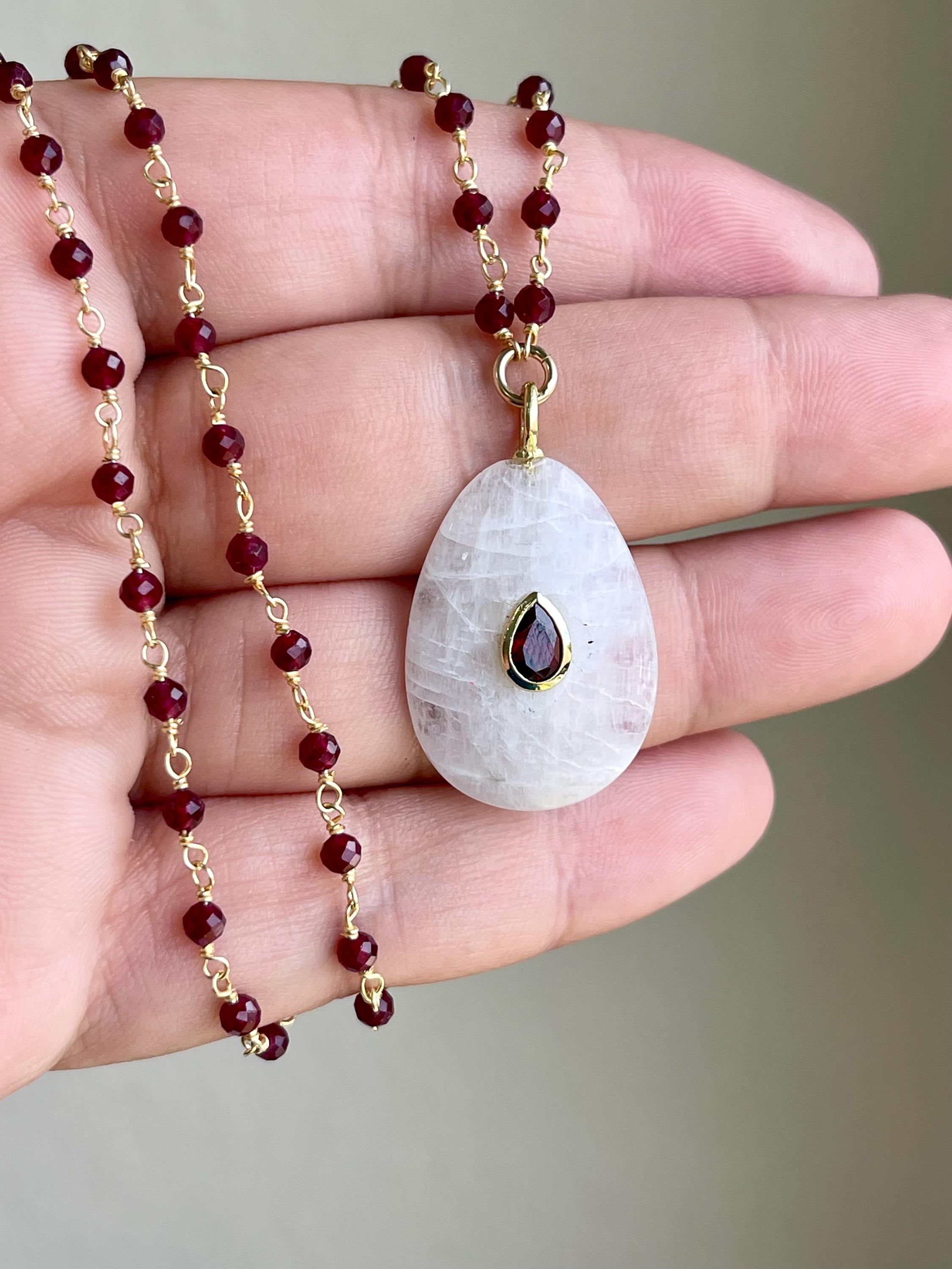Rainbow Moonstone x Star Ruby Necklace 【公式通販】