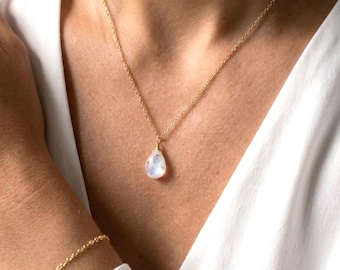 Rainbow Moonstone Necklace, Smooth Rainbow Moonstone Teardrop Pendant, June Birthstone, Layering Summer Necklace, Minimalist Jewelry gift