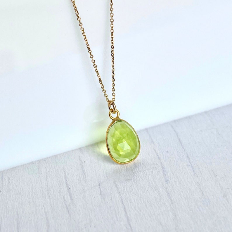 Peridot Necklace, Lime Green Peridot Pendant in Solid 14k Gold, August Birthstone, Peridot Jewelry Anniversary Gift, Birthday gift for her image 2