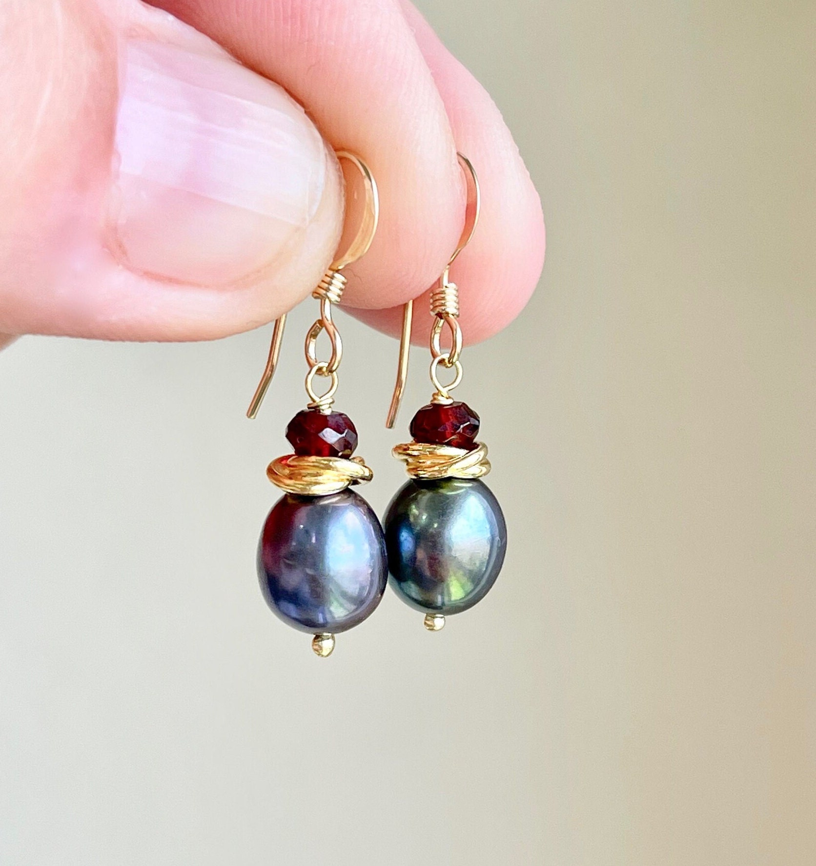 Black Freshwater Pearl and Garnet Earrings, June Birthstone, Peacock Pearl Jewelry in Gold, Minimalist Earrings for her, Mother's Day Gift