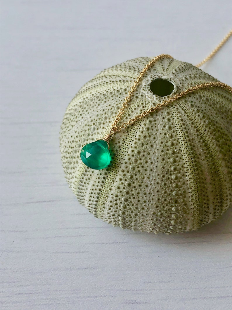 Emerald Green Teardrop Pendant May Birthstone Gold Layering Necklace Green Onyx Necklace Emerald Jewelry May Gift Minimalist Necklace