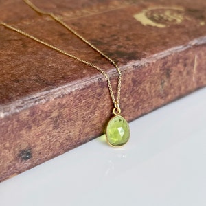 Peridot Necklace, Lime Green Peridot Pendant in Solid 14k Gold, August Birthstone, Peridot Jewelry Anniversary Gift, Birthday gift for her image 4