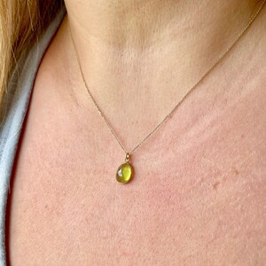 Peridot Necklace, Lime Green Peridot Pendant in Solid 14k Gold, August Birthstone, Peridot Jewelry Anniversary Gift, Birthday gift for her image 3