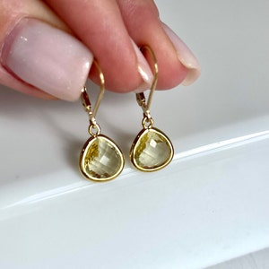 Yellow Topaz Teardrop Earrings, Light Yellow Drop Earrings in Gold Filled, November Birthstone, Small Dangle Bezeled Gemstone, Gift for her zdjęcie 8