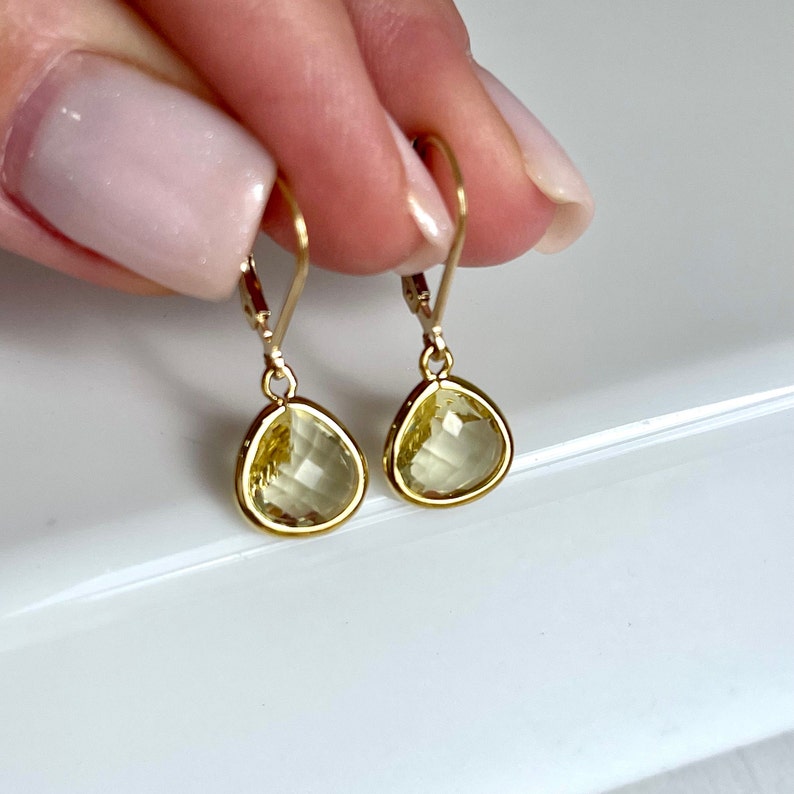 Yellow Topaz Teardrop Earrings, Light Yellow Drop Earrings in Gold Filled, November Birthstone, Small Dangle Bezeled Gemstone, Gift for her zdjęcie 8