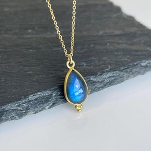 Labradorite Necklace, Blue Flash Labradorite Teardrop Pendant Gold and Silver, Minimalist Layering Jewelry, Delicate Boho Chic Gift for her