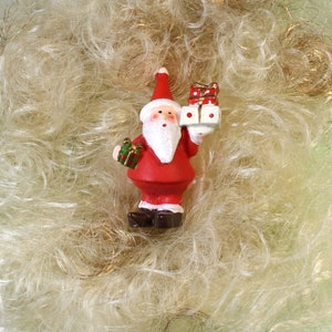 Golden Angel Hair with Gold  Lametta - German - Putz House - Christmas Decorations - Artificial Snow - Santa Displays - 216-9001