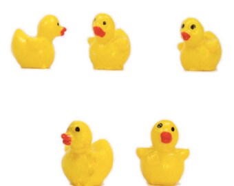 Tiny Baby Ducks - 8 Pcs - 802-0835 - Ideal for Fairy Garden Decor/Diorama Models/Dollhouse Decor/Miniature Animals/Miniature Creatures