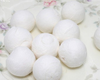 White Balls | 3/4" 18mm | Miniature Spun Cotton Balls Set of 10 | Fairy Garden Decor | Floral Craft Project | Dollhouse Diorama - 703-0200