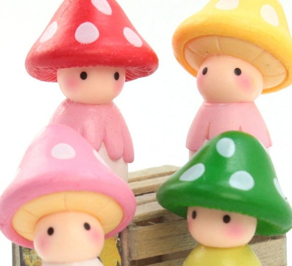 Vintage Mushroom People Set of 4 | Miniature Mushrooms Fairy Garden Decor | Gnome Home Diorama Project Craft - 207-1202