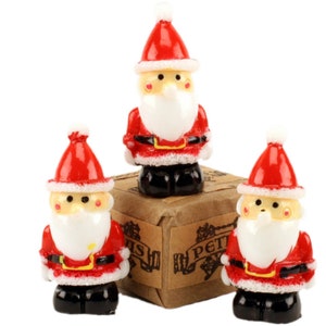 Christmas Santa Miniature Set Of 3 | Christmas Decor | Handcrafted | Santa With Rosy Cheeks | Diorama Figurine -204-8801
