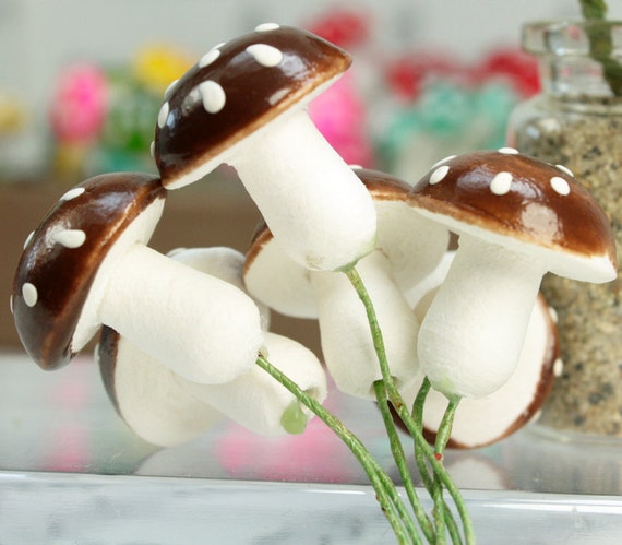 Set of 10-6-703-1200 Red Sun Cotton Mushrooms Large 1//2/"