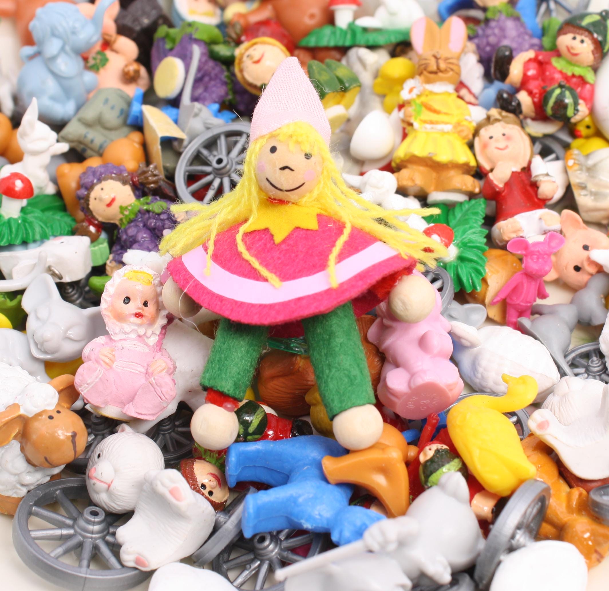 Mega Mini Mix Set! Vintage Miniatures - 4oz - IV3-3665 - Etsy
