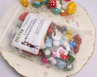 Mega Mini Mix Set! Vintage Miniatures - 4oz - IV3-3665