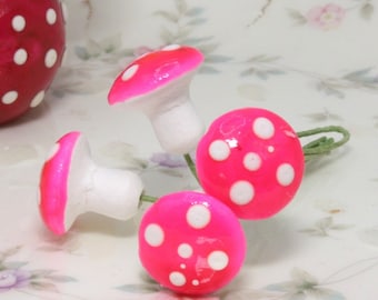 Pink Mushrooms German | 5/8"  | Orange Spun Cotton Mushrooms - (16mm)  4 Pcs -  Floral Project - 218-3109