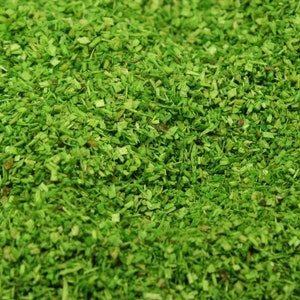 Light Green Landscape Modelling Wood Flakes - 2oz Zipbag- 311-0740. Realistic Scenery for Fairy Garden/Dollshouse Garden/Modelling Tools