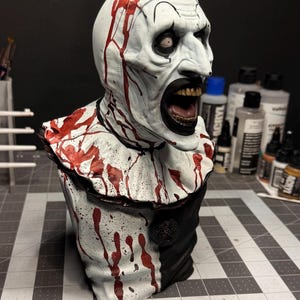 Art Mini Bust
