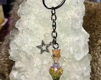 Protection Spell Jar Keychain – Witchy Energy Shield Charm for Travel, Car, or Everyday Protection | Handmade Witchcraft Gift