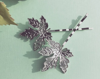 Silver Leaf Hair Pins, Fall Wedding Hair pins, Leaf Hair pins, Leaf hair clip, Autumn Wedding hair pin, Fall wedding, Maple Leaf hair pins