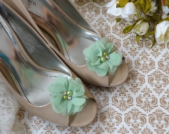 Flower Shoe Clips, Mint Green Flower shoe clips, shoe clips, mint wedding shoe clips, rhinestone shoe clips, pearl