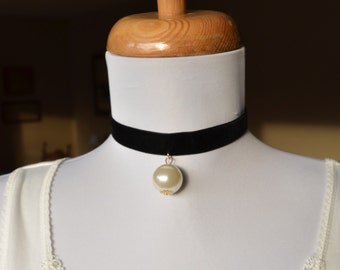 Victorian Lace Choker Black Velvet Pearl Drop Necklace  Bridal Jewelry Edwardian Regency