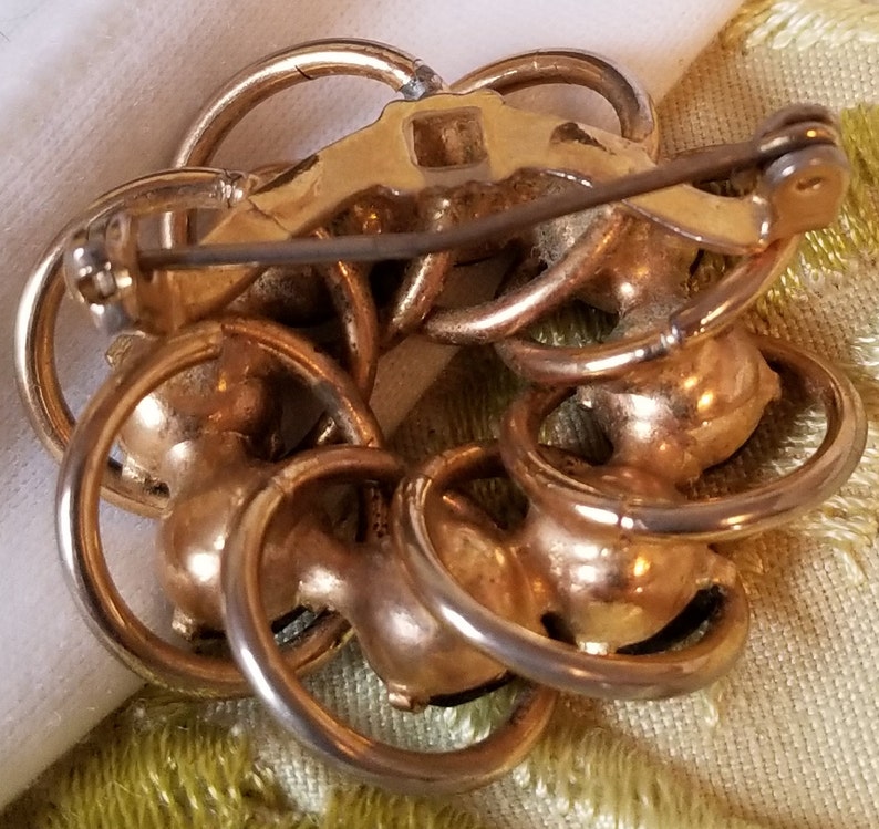 Estate Jewelry Vintage Circle Pin Black Rhinestone Mid Century Brooch Small 1 Gold Tone Setting Overlapping Circles Pin Mother/'s Day Gift