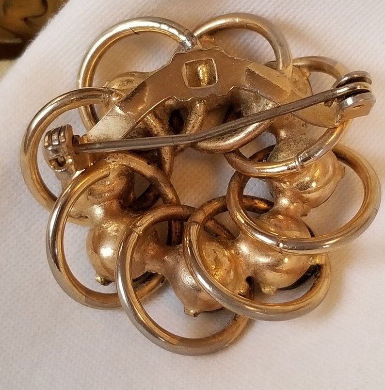 Estate Jewelry Vintage Circle Pin Black Rhinestone Mid Century Brooch Small 1 Gold Tone Setting Overlapping Circles Pin Mother/'s Day Gift