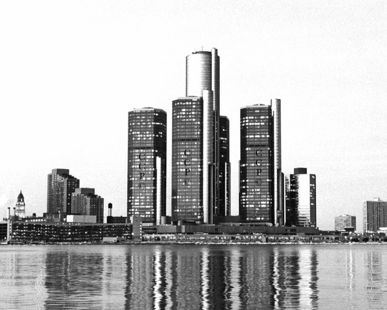 Detroit Skyline Photography Detroit Michigan Print Ren Cen Etsy
