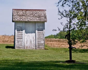 Rural America, Outhouse, Fine Art Photography, Rustic Color Decor, Old Outhouse, 5 x 7  Photo