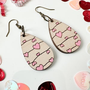 Teardrop Heart Design Dangle Earrings | Valentines Day Gift | Holiday Earrings
