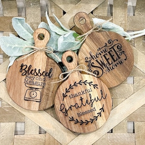 Engraved Mini Round Acacia Serving Cutting Boards