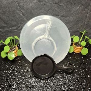 Cast Iron Pan Silicone Mold: Miniature Resin Crafting