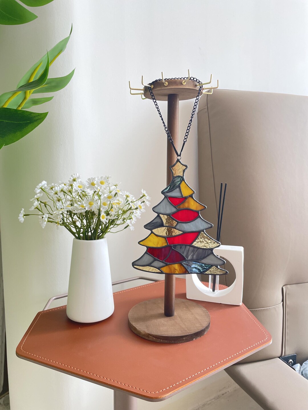 Stained Glass Christmas Tree Suncatcher, Holiday Window Decor (14x18cm ...