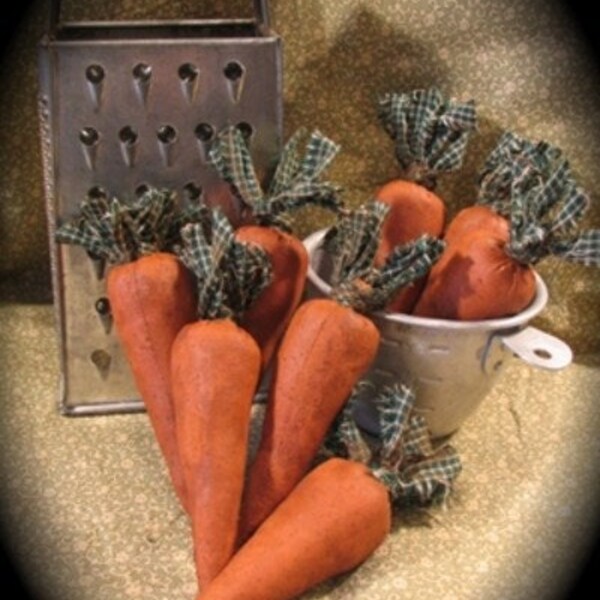 Mini Primitive Carrots